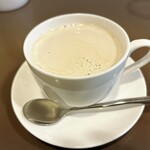 R - ヘーゼルナッツラテ