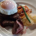 カルネジーオ ウエスト - 