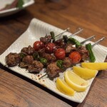 馬刺しと焼き鳥 グルマン三年坂 - 