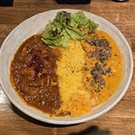 SPICY CURRY 魯珈 - 