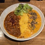 SPICY CURRY 魯珈 - 