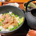 みます屋 おくどはん - 鯛味噌茶漬け