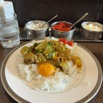 ボルツ - カレーをぜんぶライスにかける
