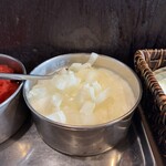 ボルツ - タマネギとヨーグルト？