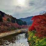 川安 - オープン前にぶらり香嵐渓でもみじ狩り