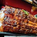 川安 - うなぎの焼き加減も最高で、外は香ばしくカリッと、中はふわっとで絶妙な仕上がり♪
