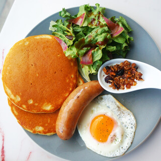 ミカサデコ&カフェ_1