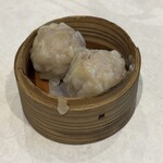 大塚 幸龍軒 - 肉シュウマイ　一個180円　360円