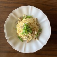 レモンとハーブ香る白身魚のラグーパスタ