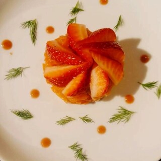 可愛いくて美味しい！！季節のフルーツとサーモンのタルタル