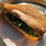 BANH MI 10 - 