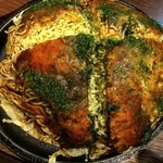 広島風お好み焼 もみじ屋 - もみじ屋(肉玉いか天ソバダブル)
