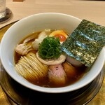 入鹿TOKYO - 特製醤油らぁ麺 2,200円