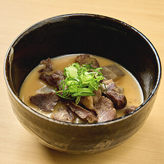 一品から丼物まで幅広い料理をご用意！自家製メニューがおすすめ