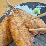 味くらべ - 大きなアジフライです