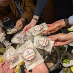 みやこんじょ - ショクさんご主人よりサソリ座シール♪このどら焼きも目を張る美味しさ！