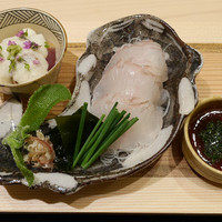 銀座 よし澤 - ひらめの刺身、寒ブリの漬け