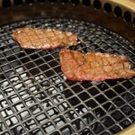 和牛とタン 焼肉 とみ - 