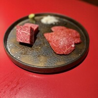 和牛とタン 焼肉 とみ 新橋本店 - 