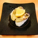 かっぱ寿司 - 国産蒸しがき炙り【特選逸品】￥194