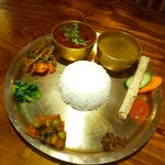 ネパールステーション - タカリセット