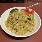 麺屋一の坊 - レタス炒飯。小ですがなかなかボリュームあり。しっとり系ですがしっかり香ばしい。