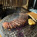 炭火焼肉 ひびの亭 - 