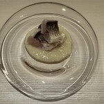 鮨 にし岡 - 魳（神奈川・子安）蓮根と白味噌のソース　◎