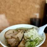 にぼちゃん - 油そば880円にタマネギトッピング100円