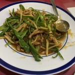 横浜飯店 - 青椒肉絲、そんなにくどくなくあっさり味付け。