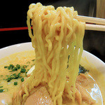 おおぜき中華そば店 - 【限定】味噌カレー牛乳そば（850円）