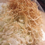 魚真 - キャベツサラダ（ハーフ）