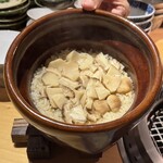 六本木 大皿焼肉 老中 - 旬食材の黒楽土鍋ご飯