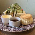 TEA ROOM KIKI 京都・嵐山本店 - 