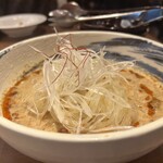 俺の焼肉 - 担々冷麺