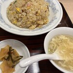 ぎょうざの満洲 - 料理写真: