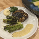 焼鳥 八功堂 - アスパラと椎茸