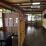 Katsukaishuu - 落ち着ける雰囲気の店内