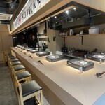 WAGYU SUKIYAKI 極 - 店内奥　スタッフさんの了承を得て掲載してます