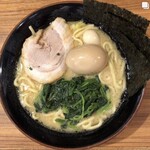 壱角家 - 味玉ラーメン