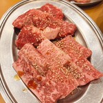 焼肉やっちゃん - 