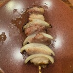 焼鳥 せきね - ふくらはぎ（？）玉ねぎ