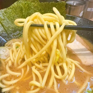 横浜家系ラーメン 銀家_0
