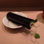 すし処 ひさ田 - 沢庵古漬けとハーブの細巻き