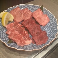 渋谷焼肉 かみ山 - 