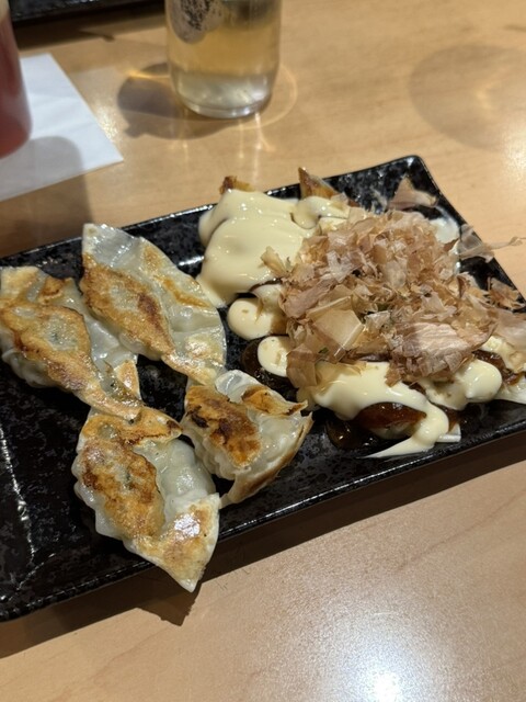 餃子工房 ちびすけ 梅田総本店 （ギョウザコウボウ チビスケ） - 中崎