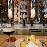 スターバックス リザーブ ロースタリー トウキョウ - 