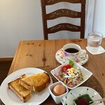 カフェ ヴィーゼ - 
