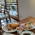 カフェ ヴィーゼ - 