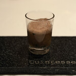 カンテサンス - 栗のスープ　ペースト状の栗とほうれん草